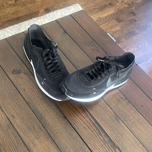 Nike Waffle One Black White Running Shoes Men’s Size 12